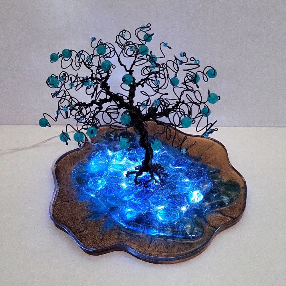 Hanna's SunTrees wire art trees. - Picture 6 of 8